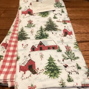 Cynthia Rowley Christmas Kitchen Towels.
Set of 3.